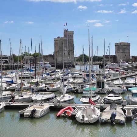 Maison Terrasse Proche Centre Ville Et Ile De Re La Rochelle  Zewnętrze zdjęcie